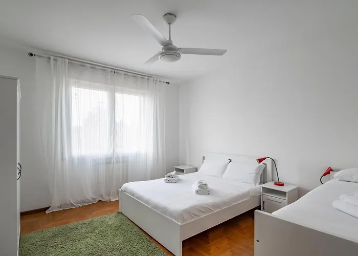 Guesthost - Terrace Flat Pádua